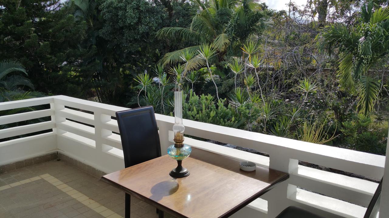 Habitation Villa Les Cassias 프티-부르 외부 사진
